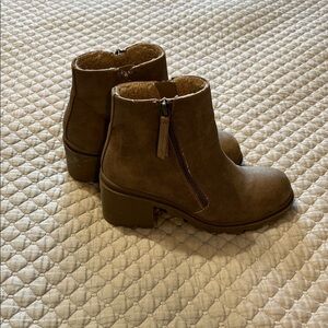Stylish Brown Kids Ankle Boots